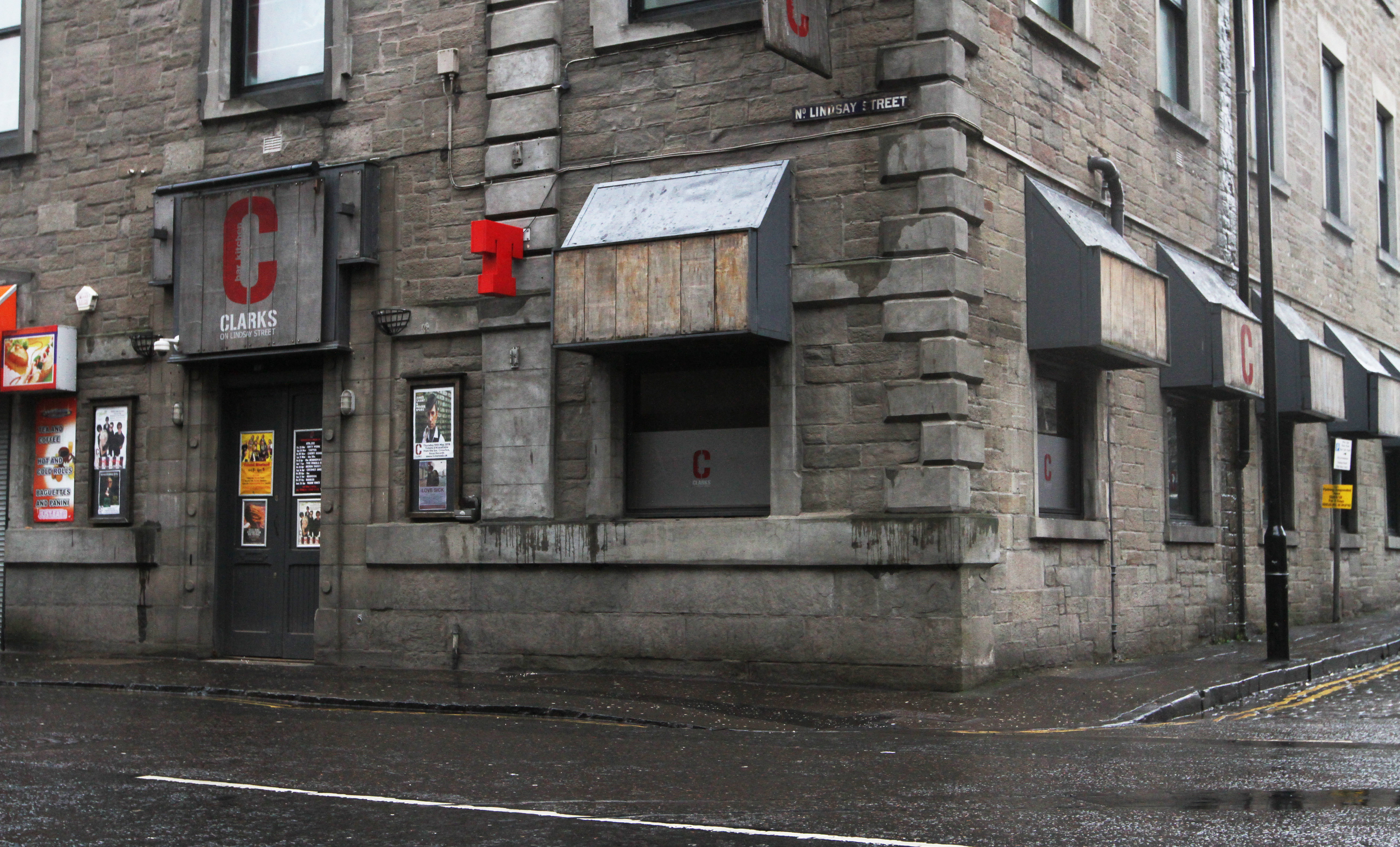 Clarks bar discount dundee