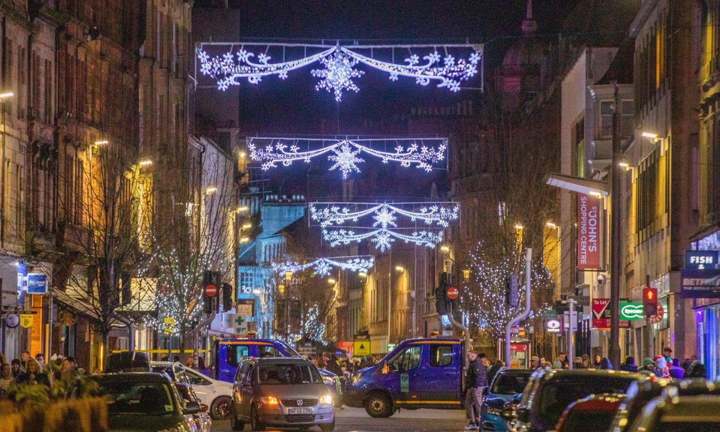 Perth Christmas lights Road closures and transport details