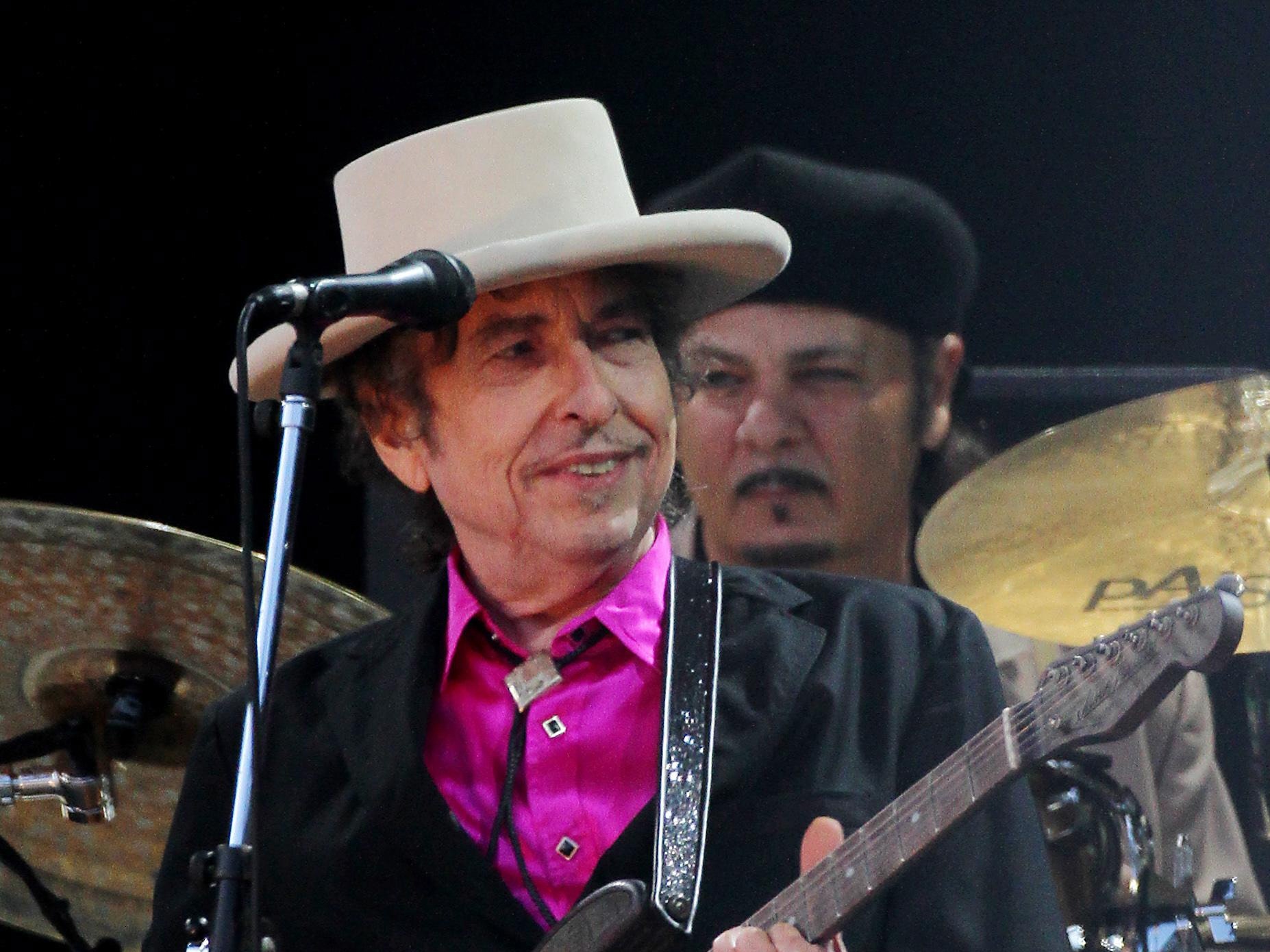 Bob Dylan and Neil Young to headline British Summer Time festival